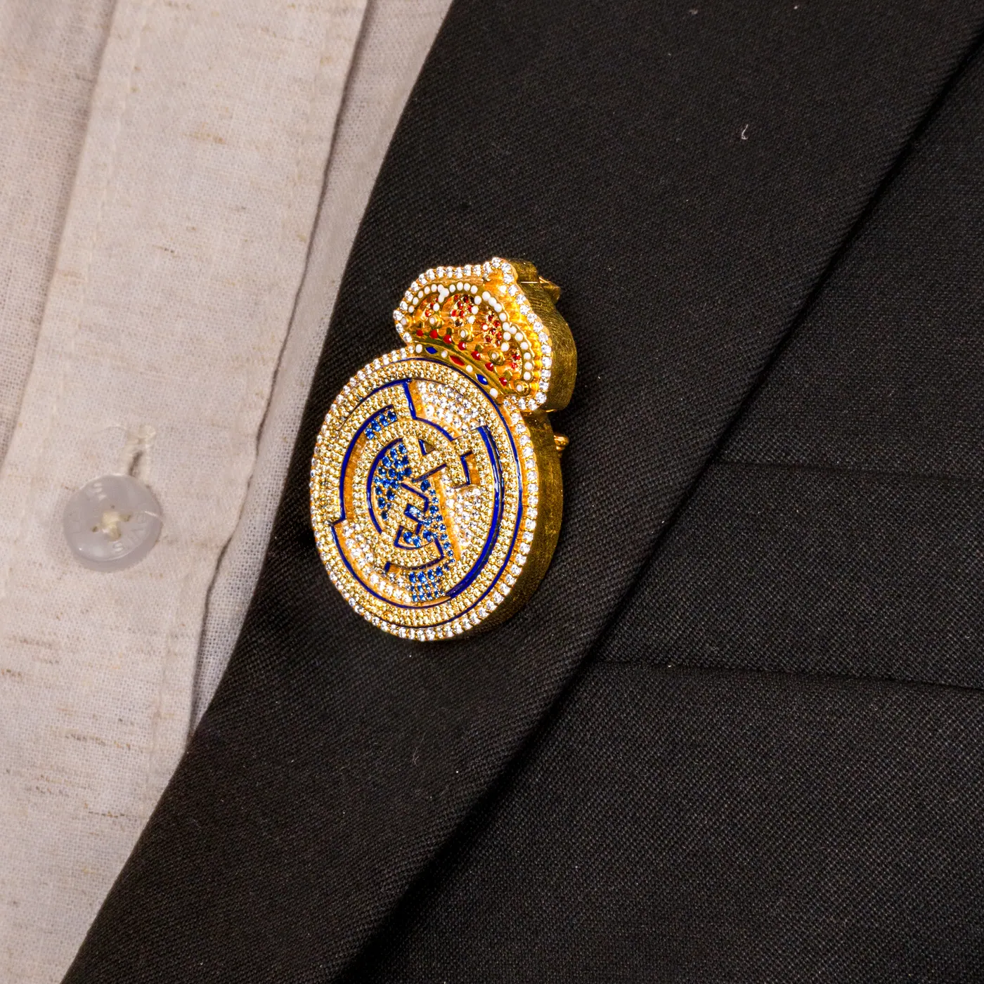 Crowned Crest Pendant